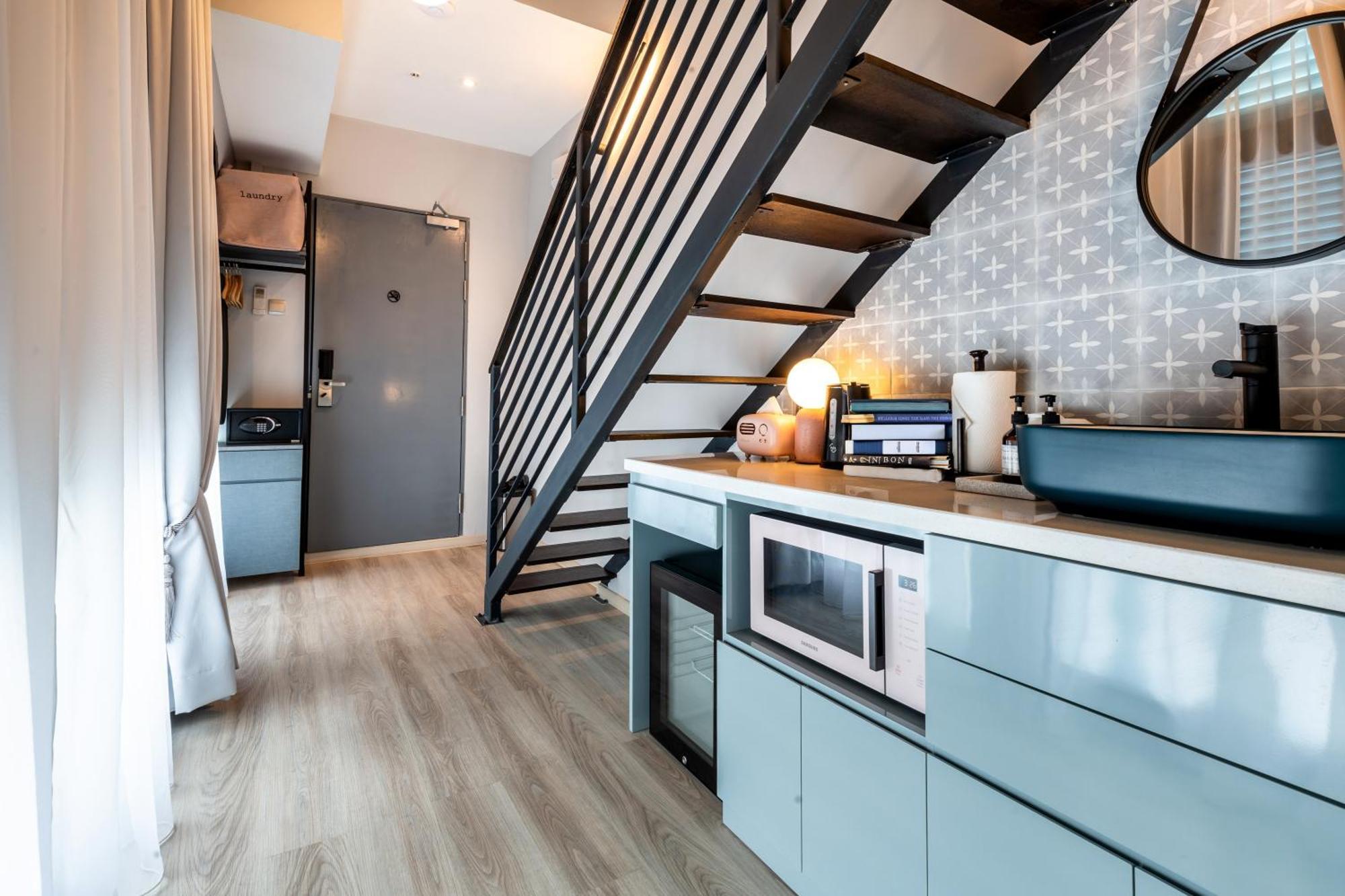 Loft Balcony